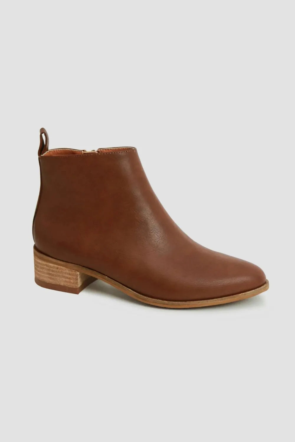 Boot Season Energy: The Pair That Changes Your Posture