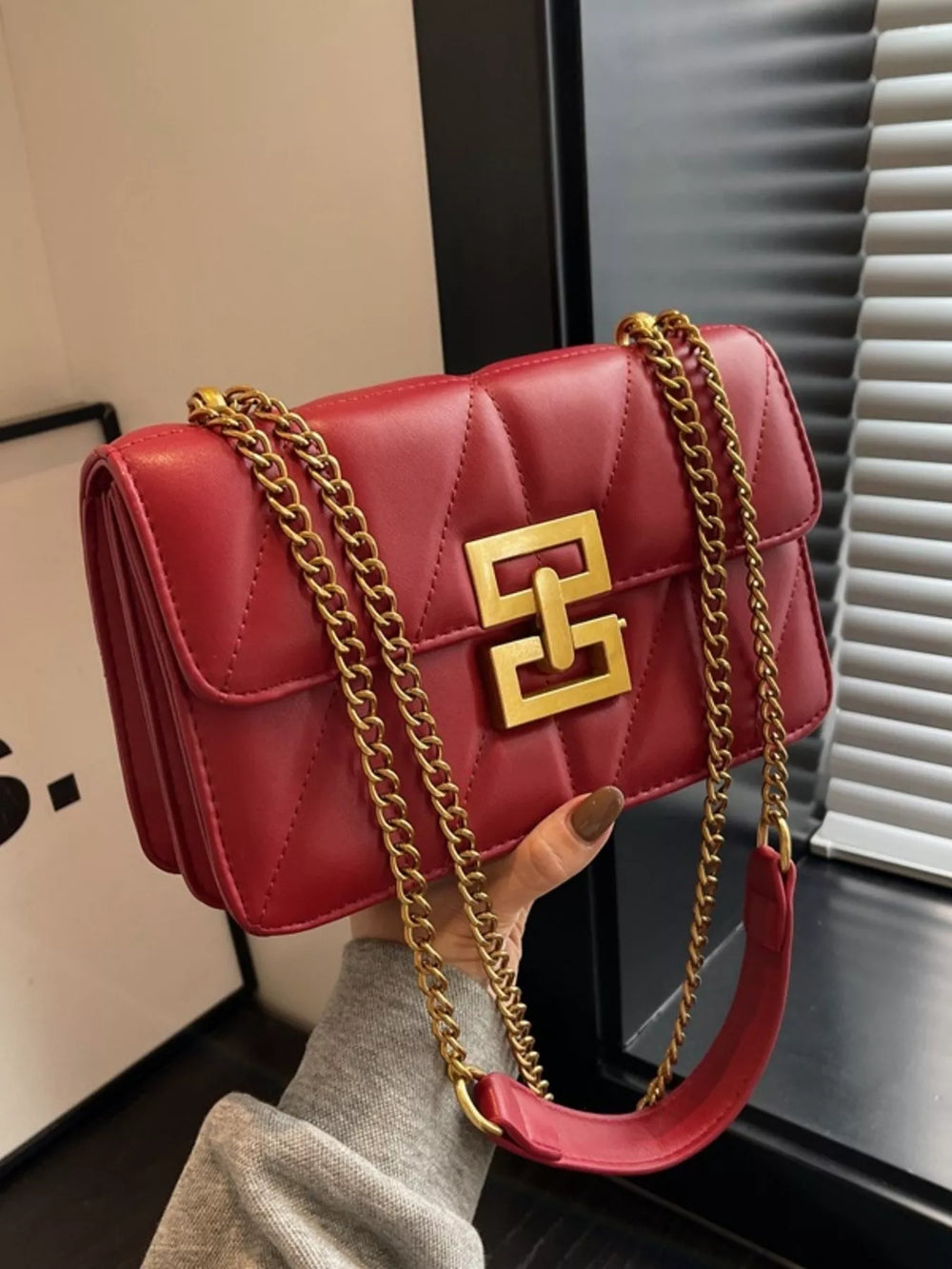 Quilted Flap Chain Crossbody Bag
