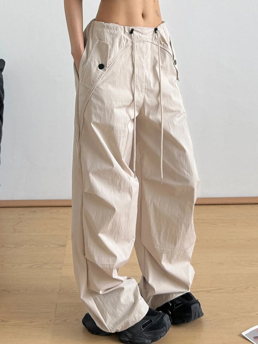 Relaxed Wide Leg Drawstring Pants