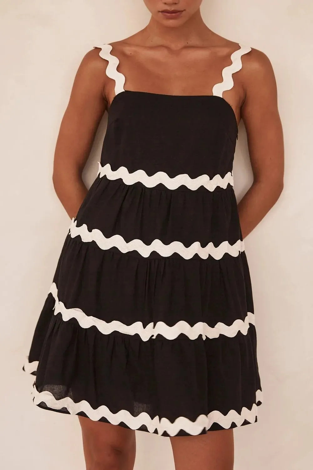 Contrast Trim Square Neck Tiered Mini Dress