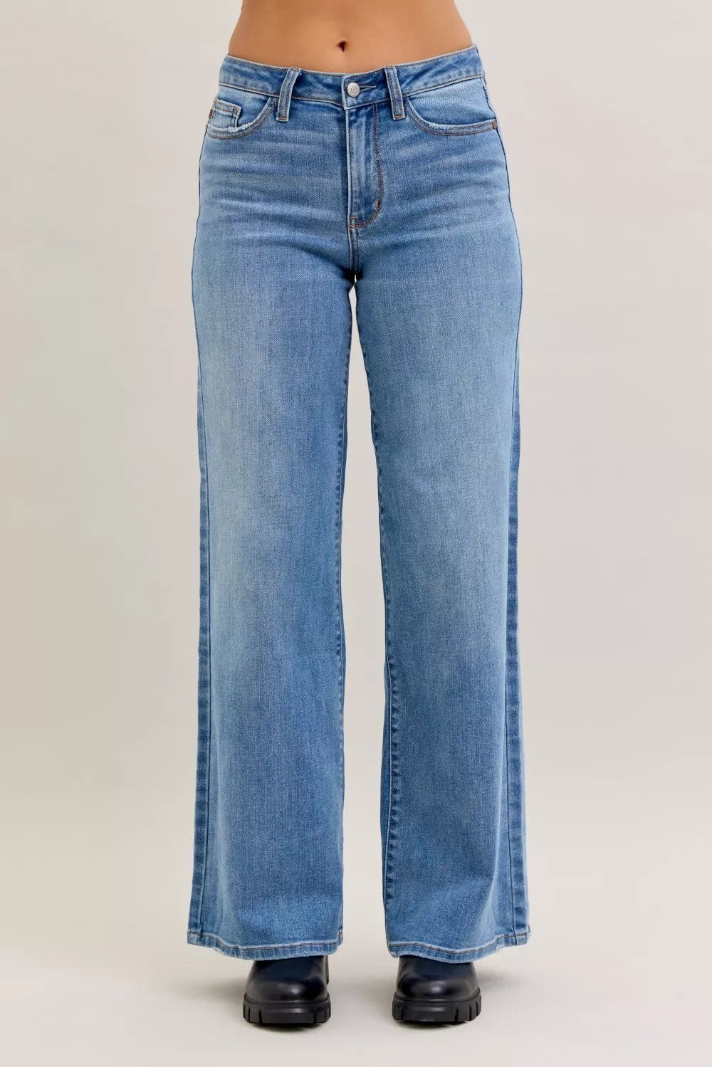Judy Blue Mid-Rise Retro Wide-Leg Jeans