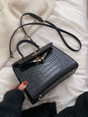 Crocodile Pattern Flap Crossbody Bag