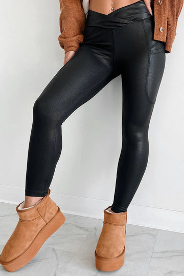 Pocketed V Cut Waist Leggings