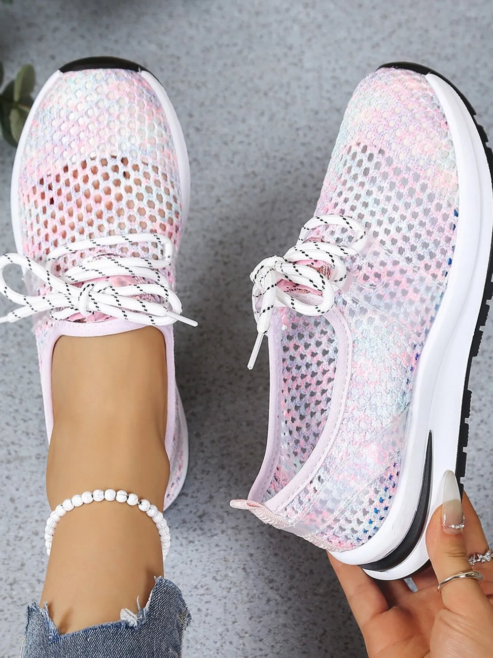 Mesh Breathable Lace-Up Athletic Sneakers