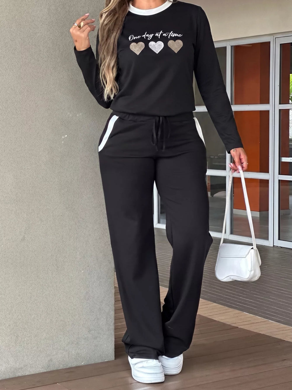 Heart Graphic Contrast Trim Top and Pants Set