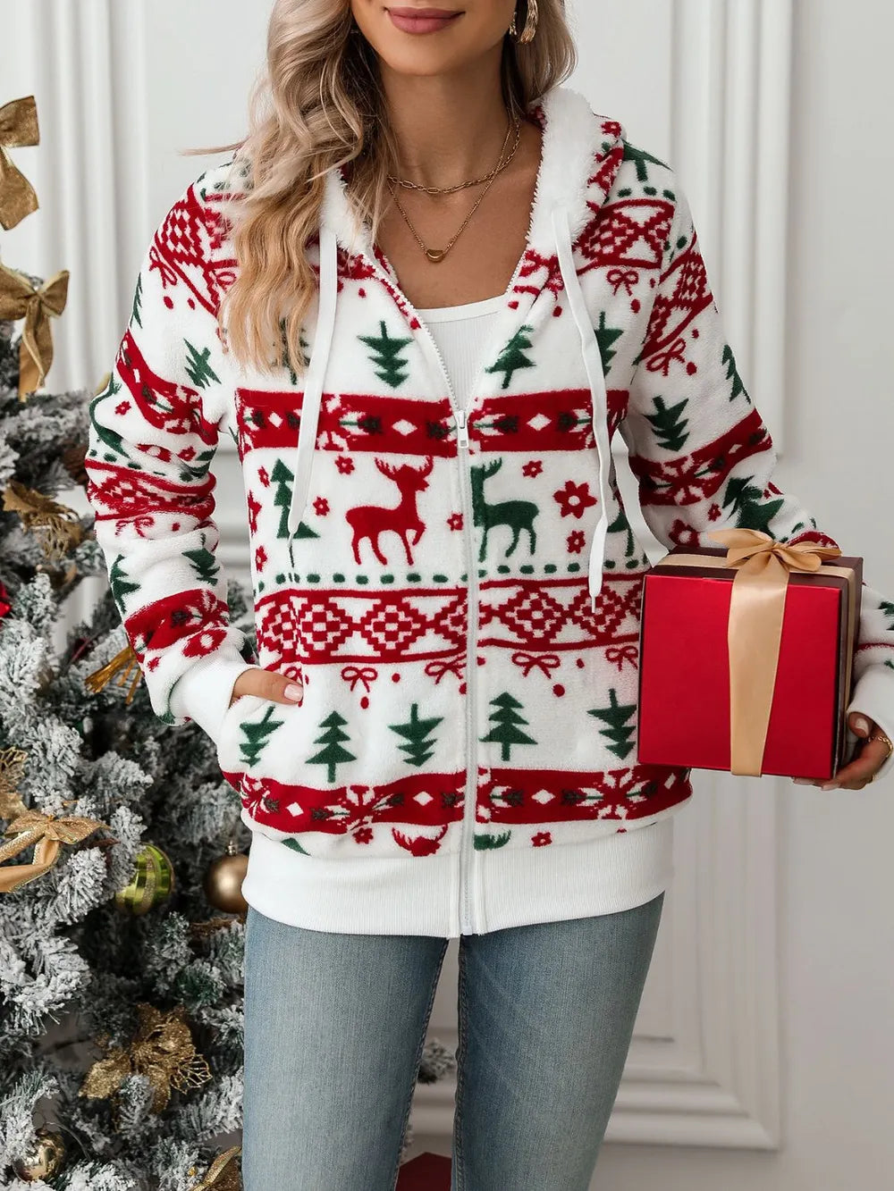 Velvet & Mistletoe
