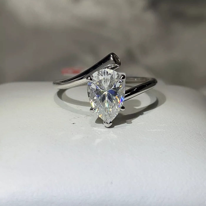 2 Carat 925 Sterling Silver Moissanite Ring