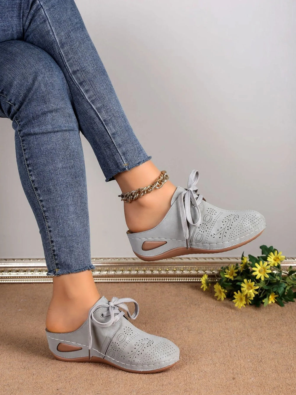 Breathable Lace Up Slip Ons