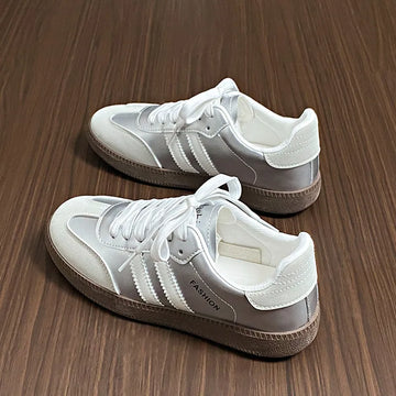 Side Striped Lace Up Round Toe Sneakers