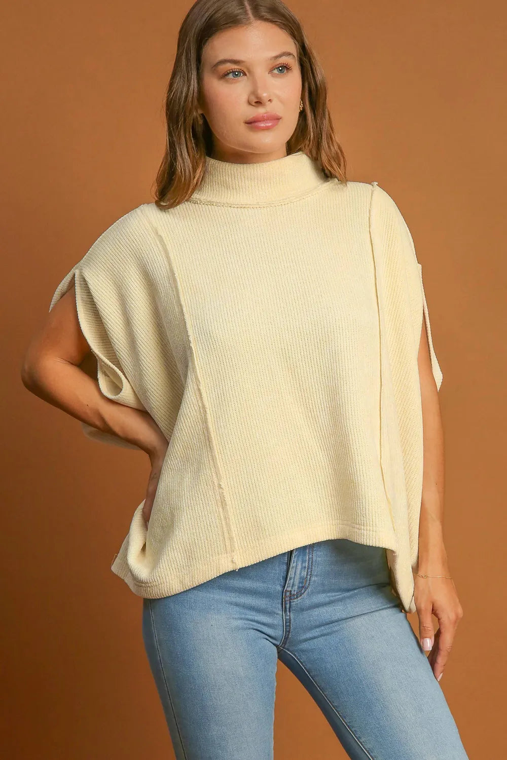 Umgee Solid Mock Neck Short Sleeve Top