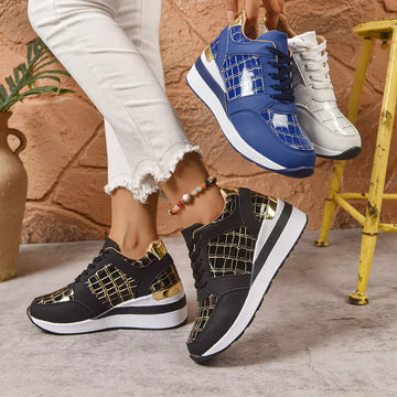 Lace Up Round Toe Sneakers