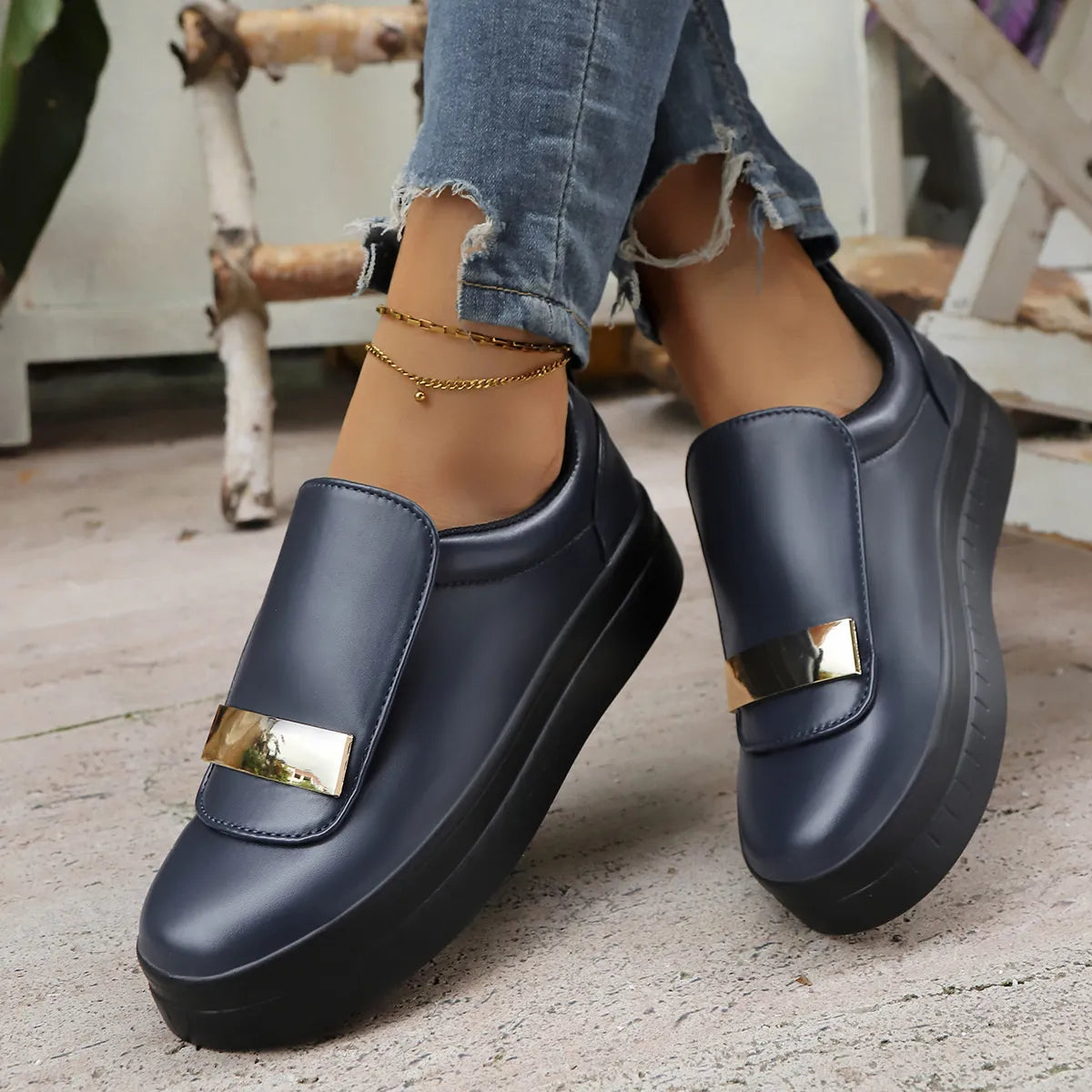 Flats & Loafers