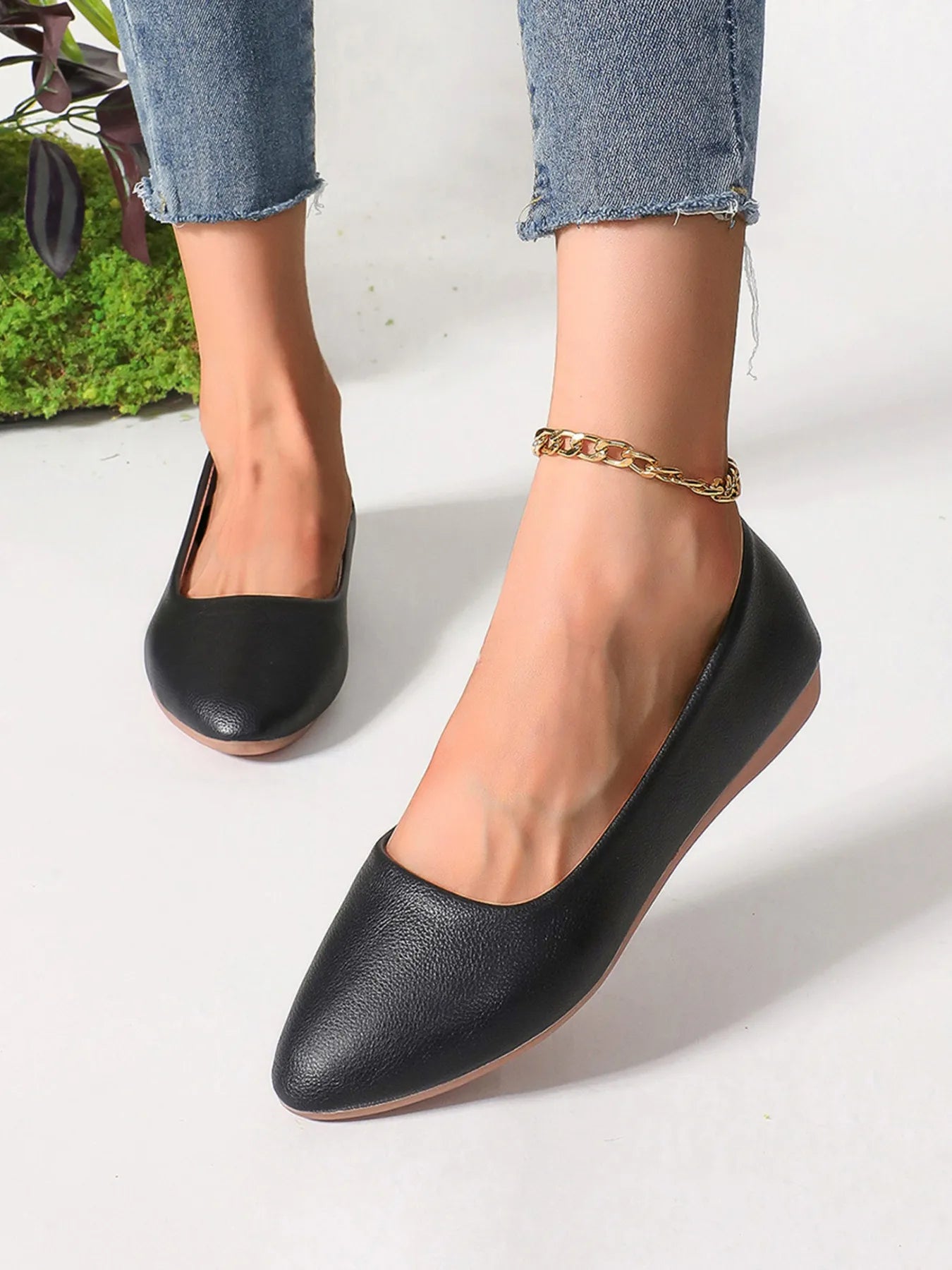 Flats & Loafers